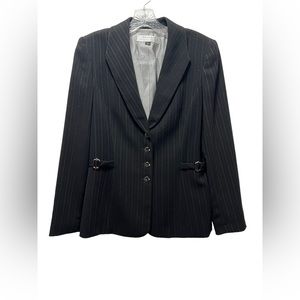 Tahari Arthur S. Levine black pinstriped blazer Size 6